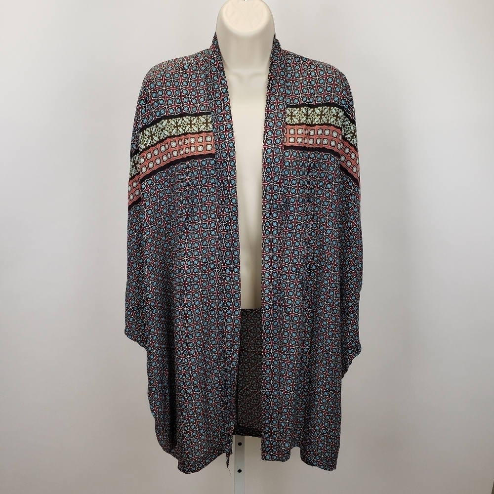VICTORIA SECRET geometric print kimono size XS/S